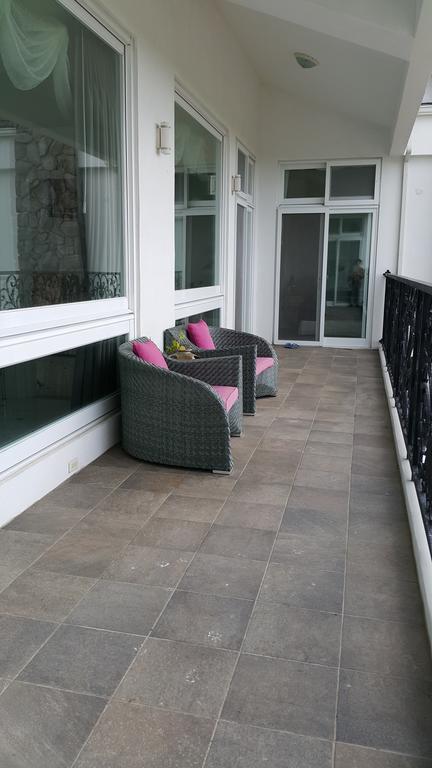 Dear Garden Bed & Breakfast Donghe Luaran gambar